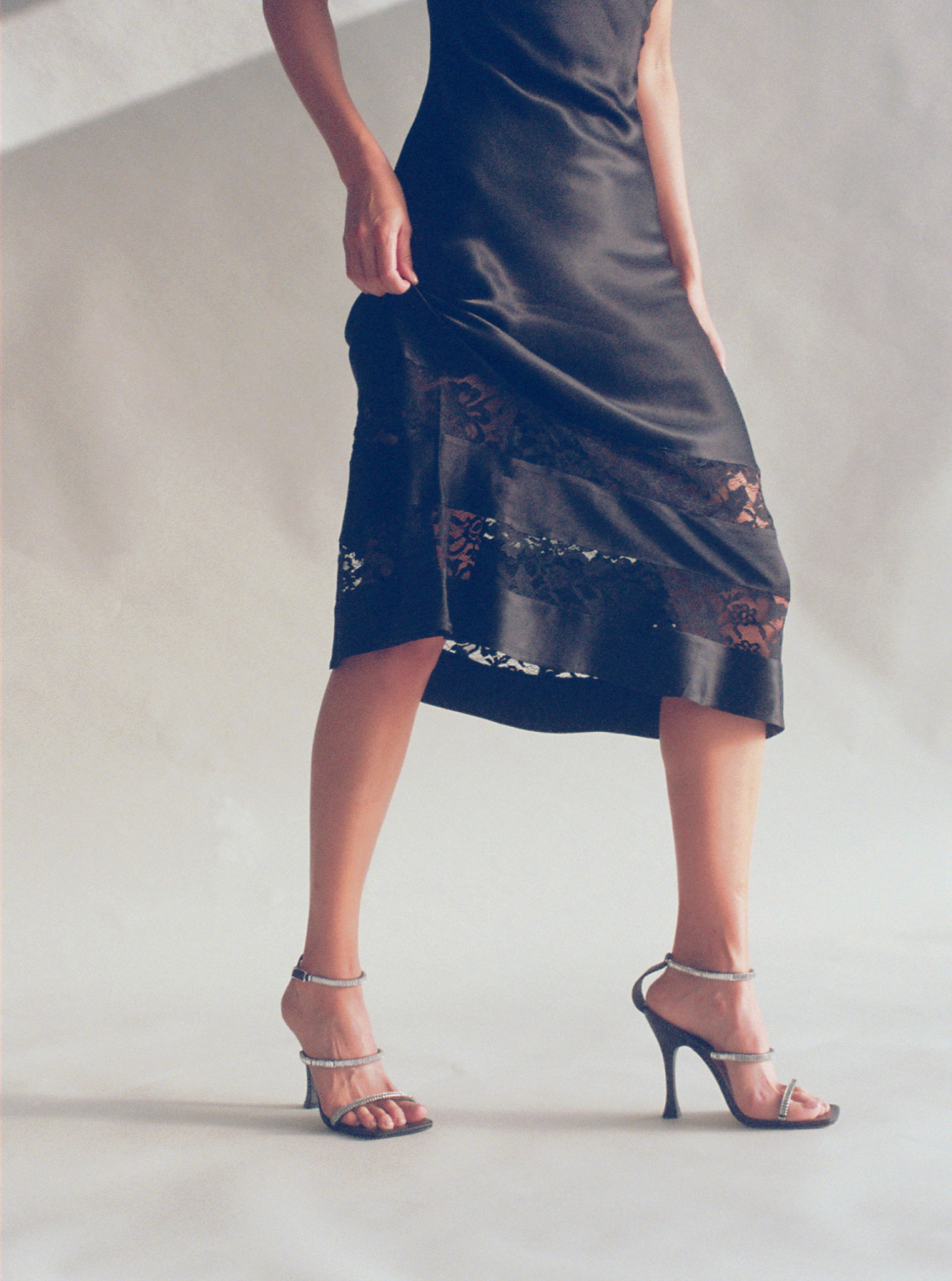 Verona Silk and Lace Slipdress - Allettare